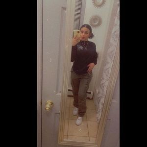 Meet your Posher, Melanise